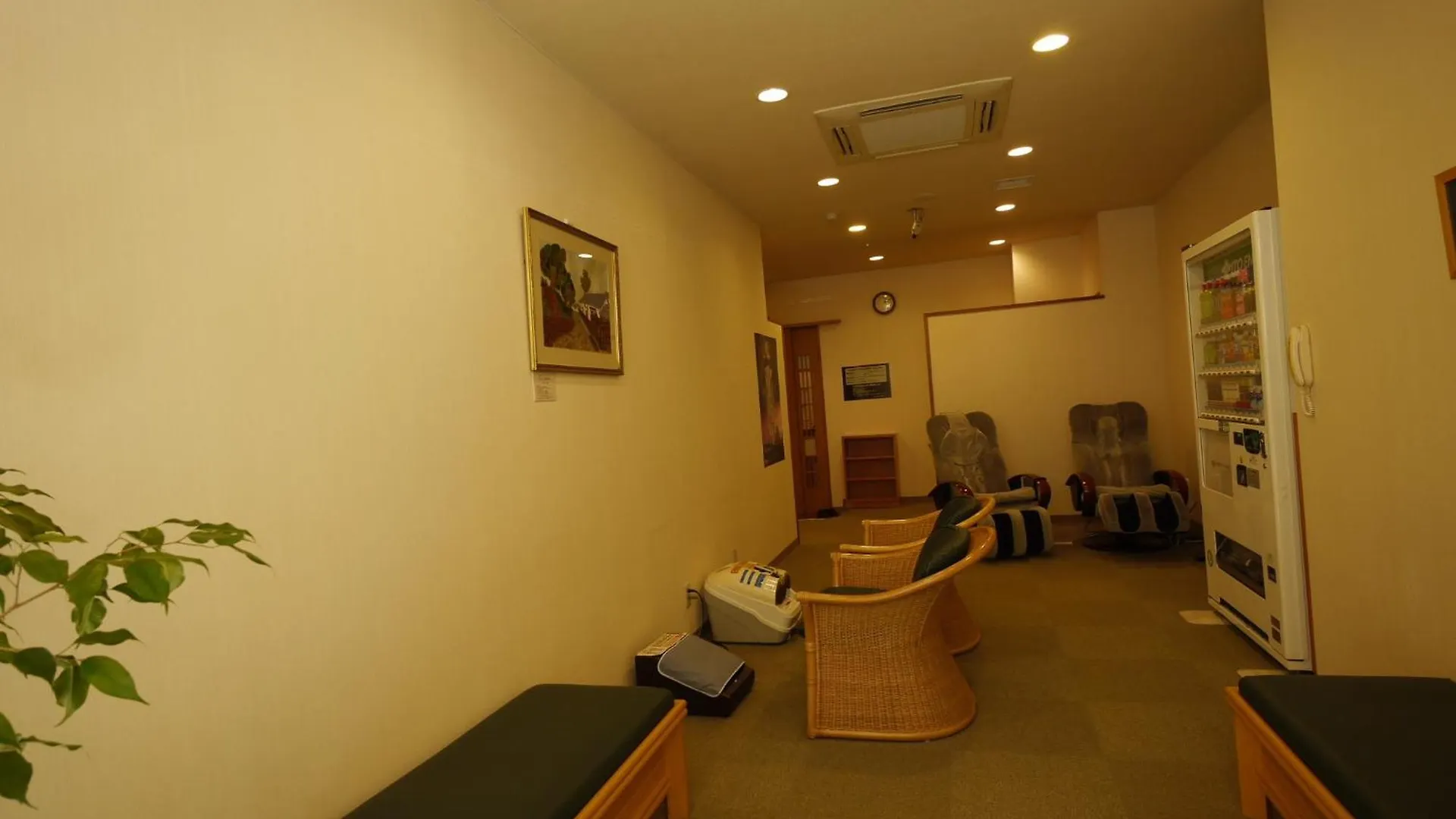 Hotel Route-Inn Tokoname Ekimae 3*,